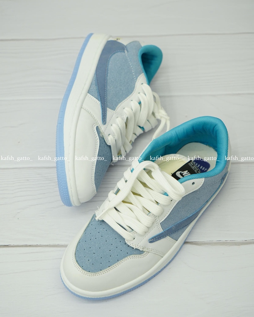 کتانی نایک تراویس